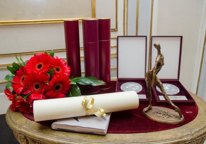 Светозару Адамовићу и Софији Матјушенској награде УБУС-а