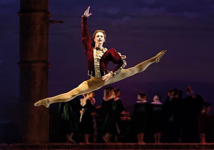 „Лабудово језеро“ са балетском звездом Иштваном Симоном за Светски дан игре