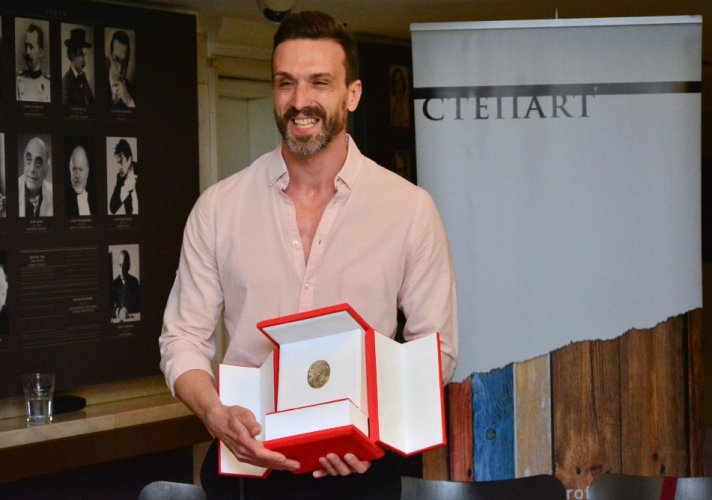 Solisti Baleta Narodnog pozorišta u Beogradu Milanu Rusu uručena Nagrada „Terpsihora“