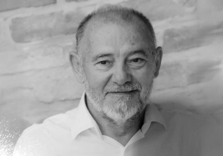 Преминуо Драгољуб Јеремић, дугогодишњи мајстор маске и шеф шминкернице Народног позоришта