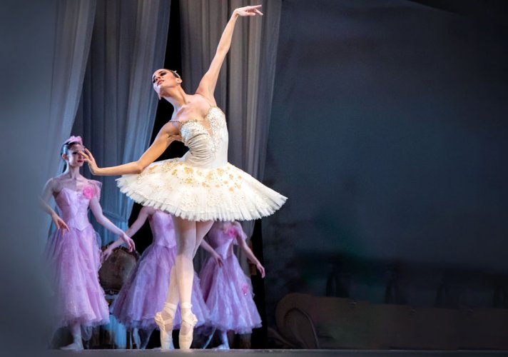 Повратак Татјане Татић, Маша у „Крцку Орашчићу“