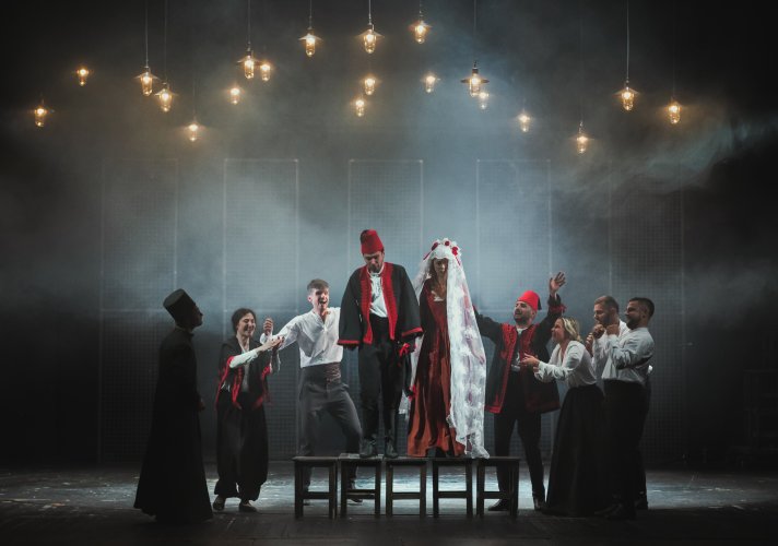 Narodno pozorište Niš gostuje sa predstavom „Vrana u paunovom perju”