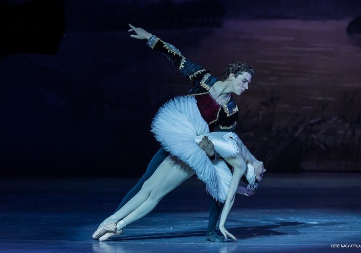 „Labudovo jezero“ sa baletskom zvezdom Borisom Žurilovim za Svetski dan igre