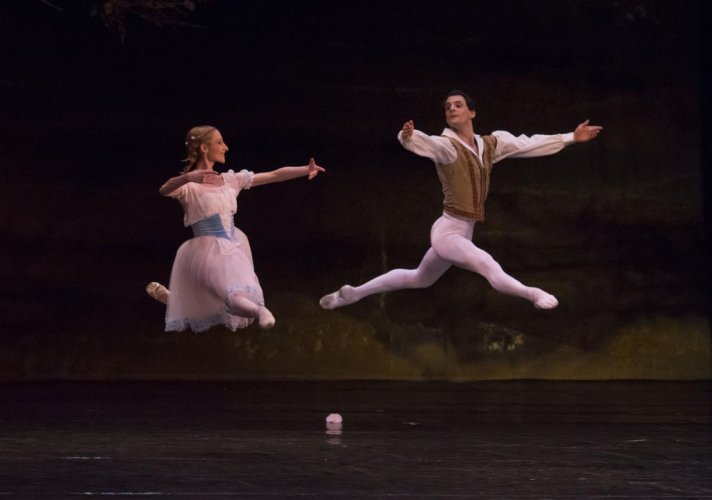 Prvak Baleta iz Bukurešta Valentin Stoica gostovao u „Žizeli“, u ulozi princa Alberta