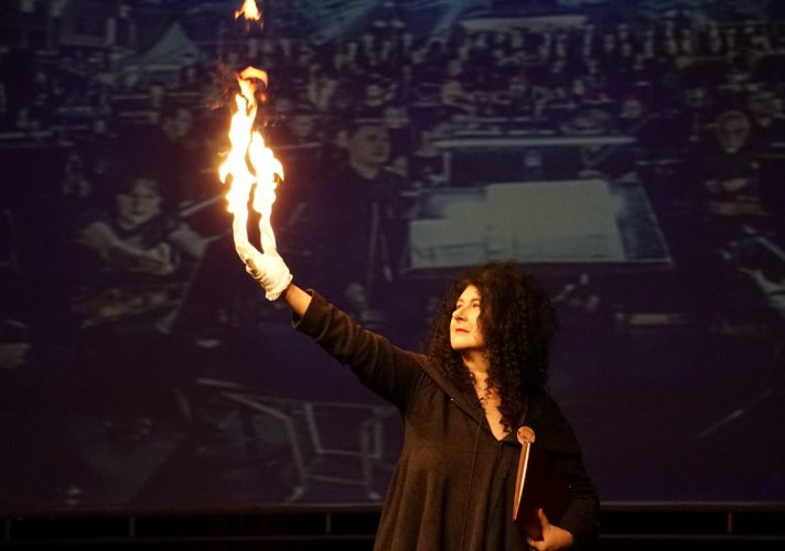 Svečanim programom pod nazivom „Goreti vatrom Apolonovom“, Narodno pozorište u Beogradu proslavilo 151 godinu postojanja
