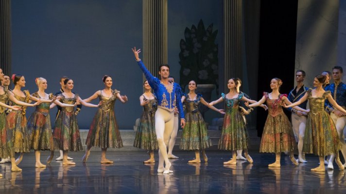 Солисти Јовица Бегојев, Милош Маријан и Карлос Алварадо први пут наступили у балету „Лабудово језеро“