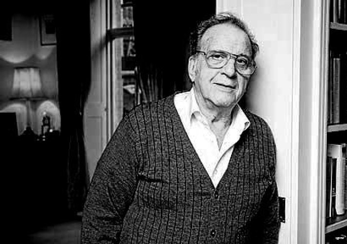Preminuo slavni dramski pisac Ronald Harvud, čiji su komadi „Majstor“ i „Državni službenici“ igrani u Narodnom pozorištu