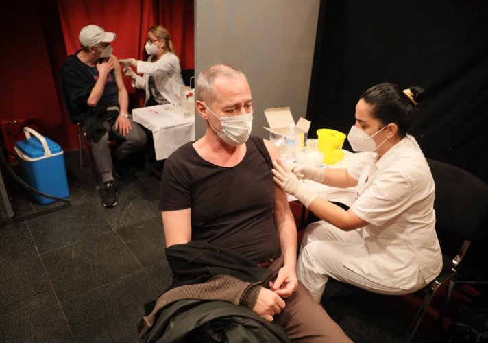 Vaccination for the staff and external associates has been organised at the National Theatre in Belgrade