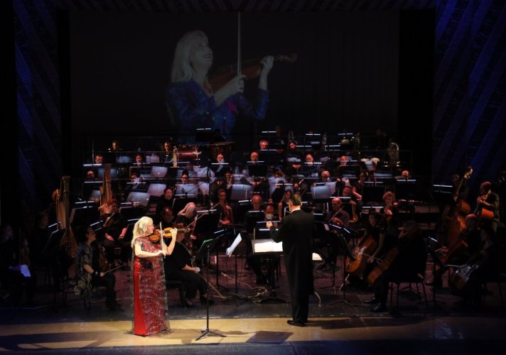 На Великој сцени одржан концерт поводом 40 година уметничког рада концертмајстора Едит Македонске