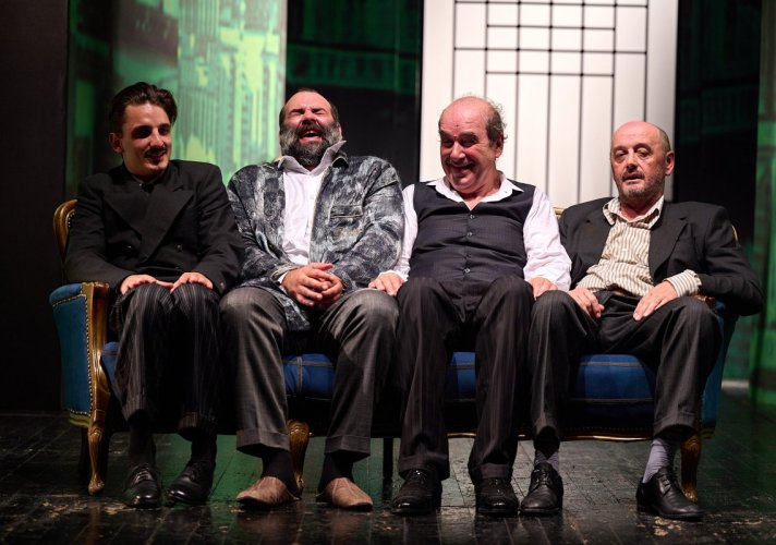 Crnogorsko narodno pozorište gostuje 2. decembra u Narodnom pozorištu sa Nušićevim „Pokojnikom“ u režiji Egona Savina